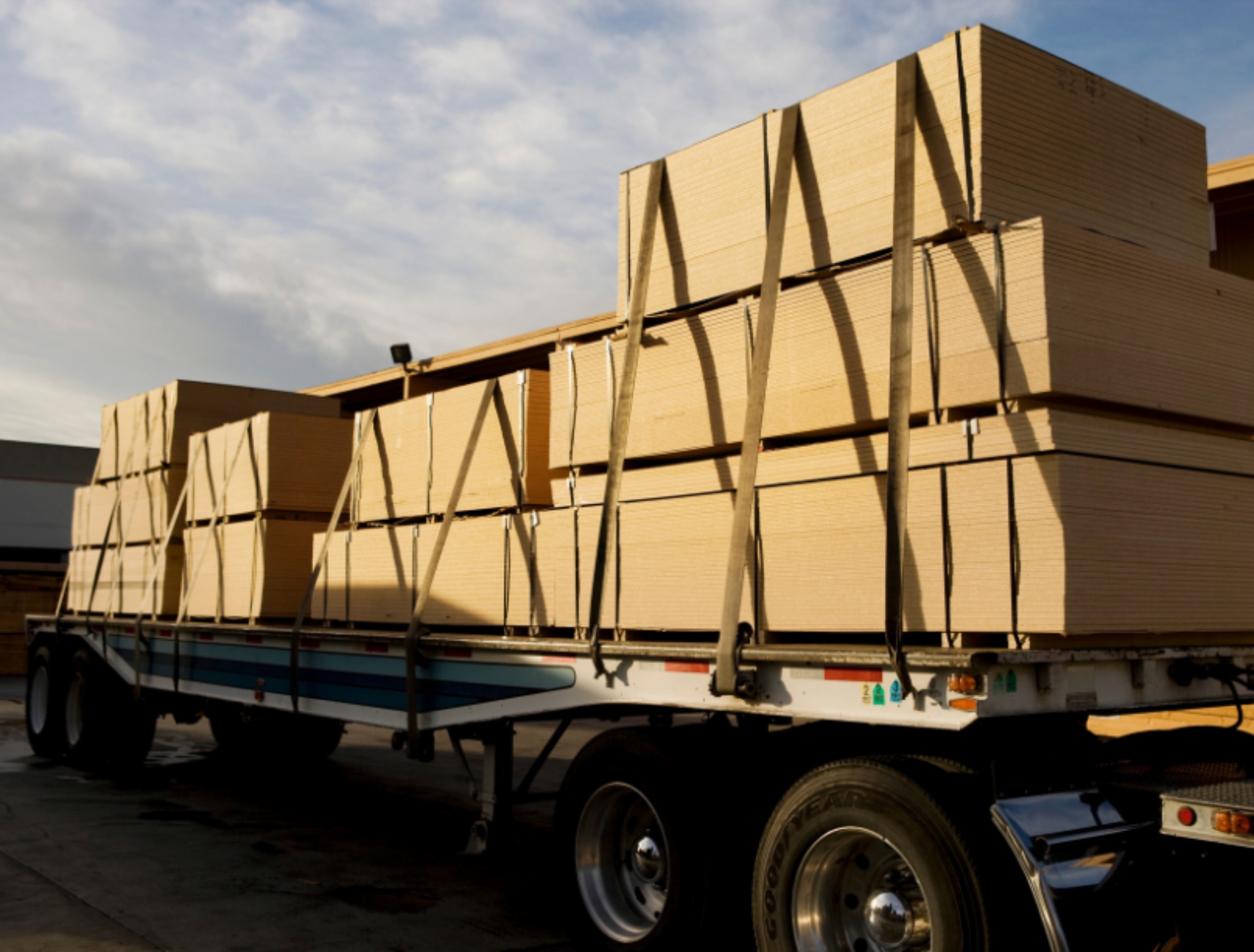 cargo strapped to haulage vehicle